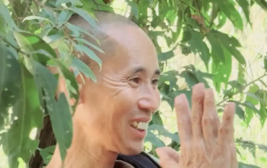 Học được gì từ tu sĩ Thích Minh Tuệ